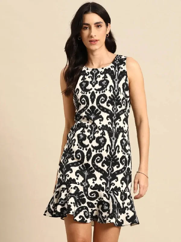 Shift Dress with flare at the hem in Black and Cream ikkat Print Tunics Handmade artisanal