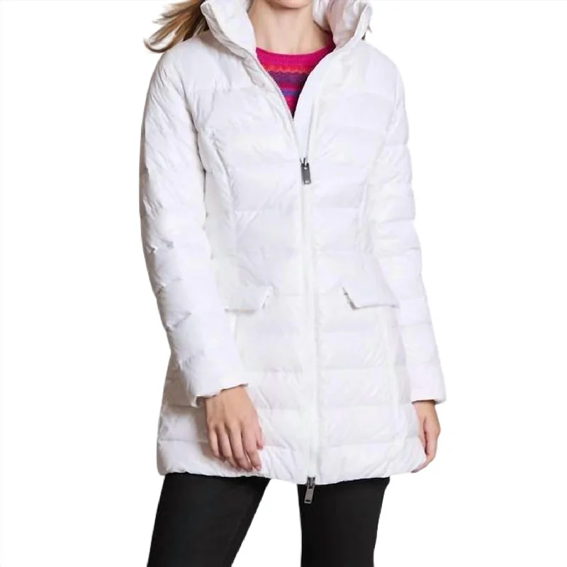 Tracker Puffer Coat Jacket In White Front Pockets Side Pockets Patch Pockets