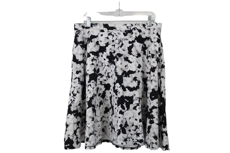 Adrienne Vittadini White Floral Skirt | XL asymmetrical skirt cut