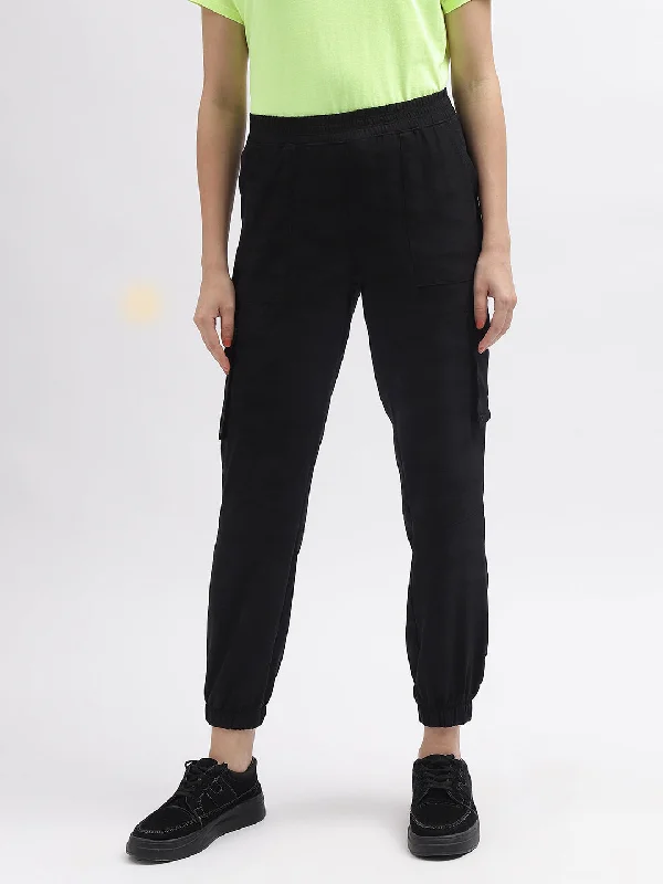 Dkny Women Black Solid Oversized Mid-Rise Trouser Trousers Prom Sequined