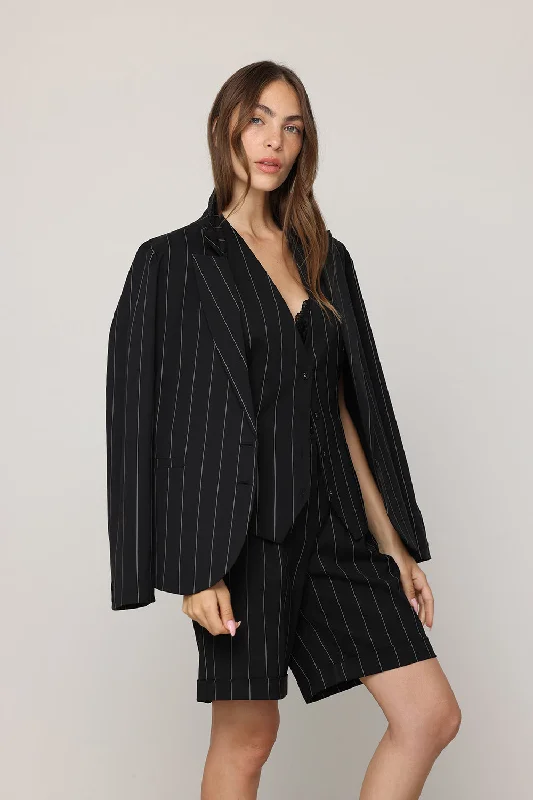 London Black and White Stripes Jacket Ribbed Jacket Pleated Jacket Ruffled Jacket