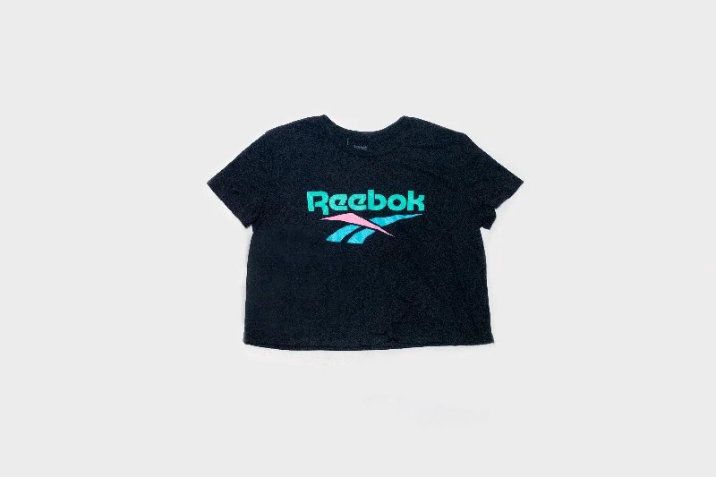 WMNS Reebok - Classic Crop Top (Black) Zippered Front Buttoned Front Snap Front