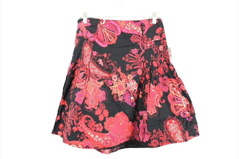 H&M Black & Red Paisley Skirt | Size 4 denim skirt casual