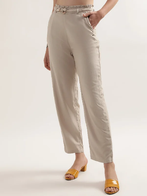 Elle Women Beige Solid Regular Fit Trouser Trousers trendy modern