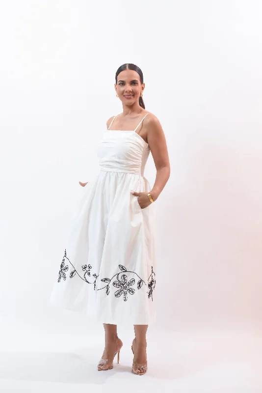 Just Lovely Dress White