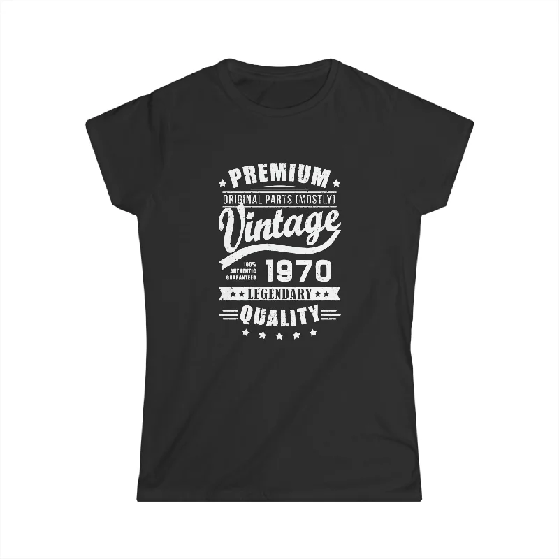 Vintage 1970 T Shirts for Women Retro Funny 1970 Birthday Womens Shirt Welt Pockets Slit Pockets